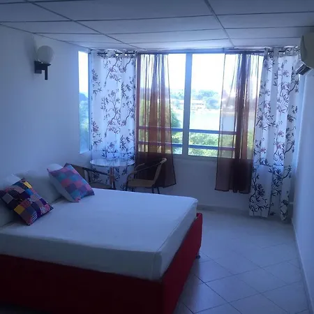 Acogedor Apartamento En El Laguito *